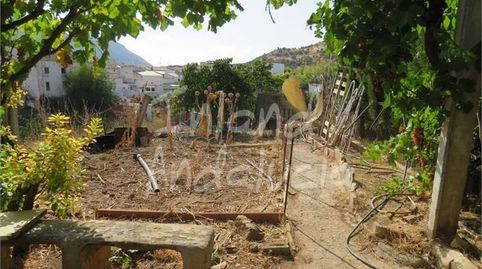 Foto 3 de Casa adosada en venta en Martos, Jaén