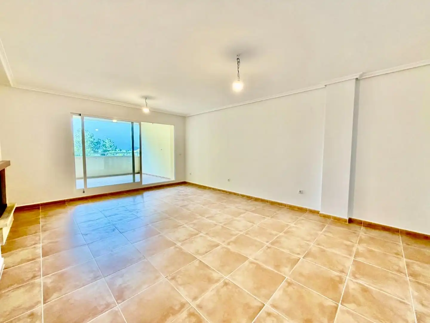 Piso con piscina en venta en BERLIN-A.H., imagen 7