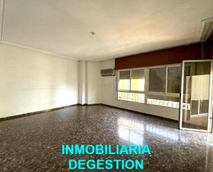 Exterior view of Flat to rent in Linares  with Air Conditioner and Balcony