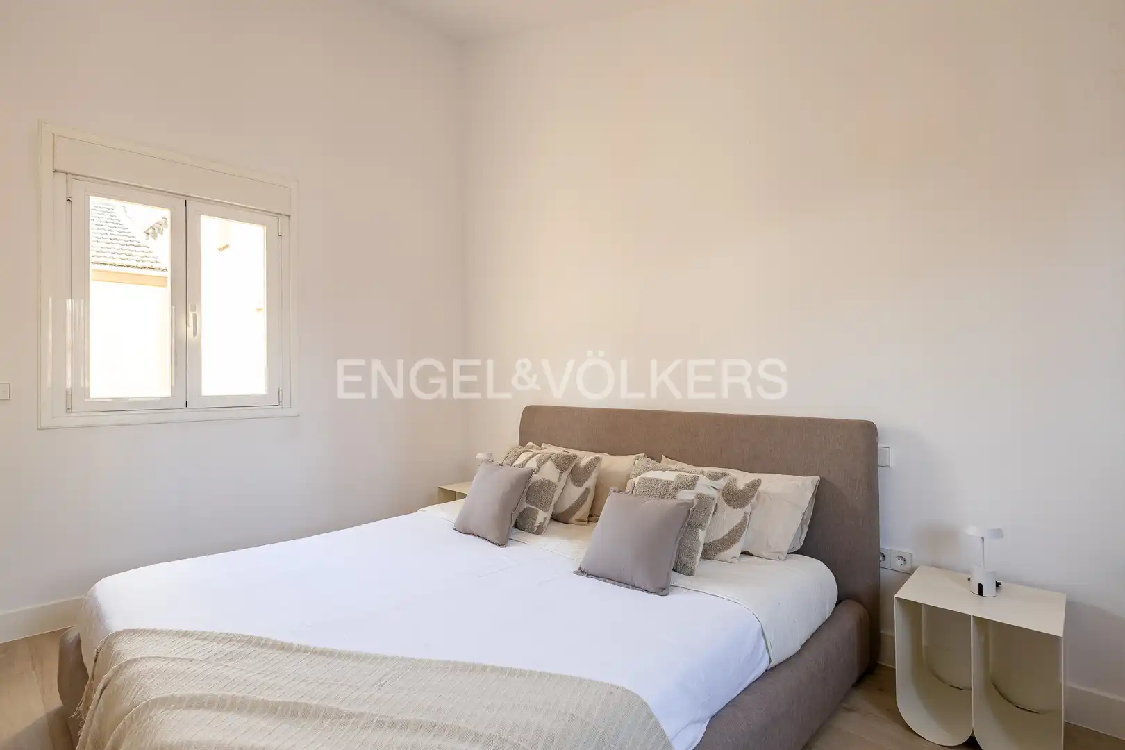 Bedroom of Attic for sale in Madrid  with Air Conditioner, Heating and Parquet flooring