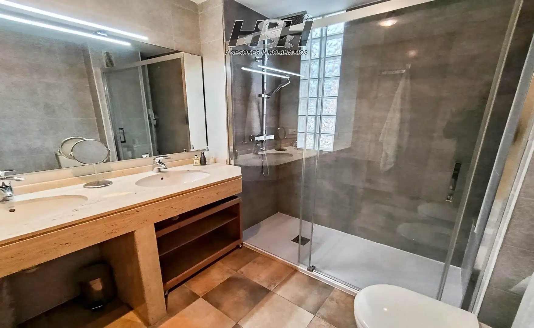 Baño de Casa o chalet en venta en Burjassot con Aire acondicionado, Calefacción y Trastero