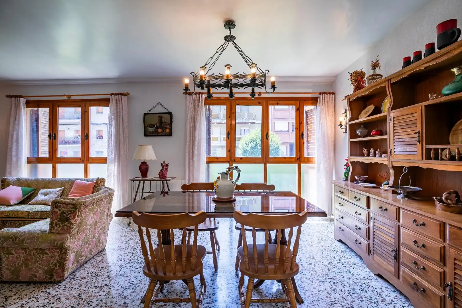Comedor de Piso en venta en Boltaña con Aire acondicionado, Calefacción y Jardín privado