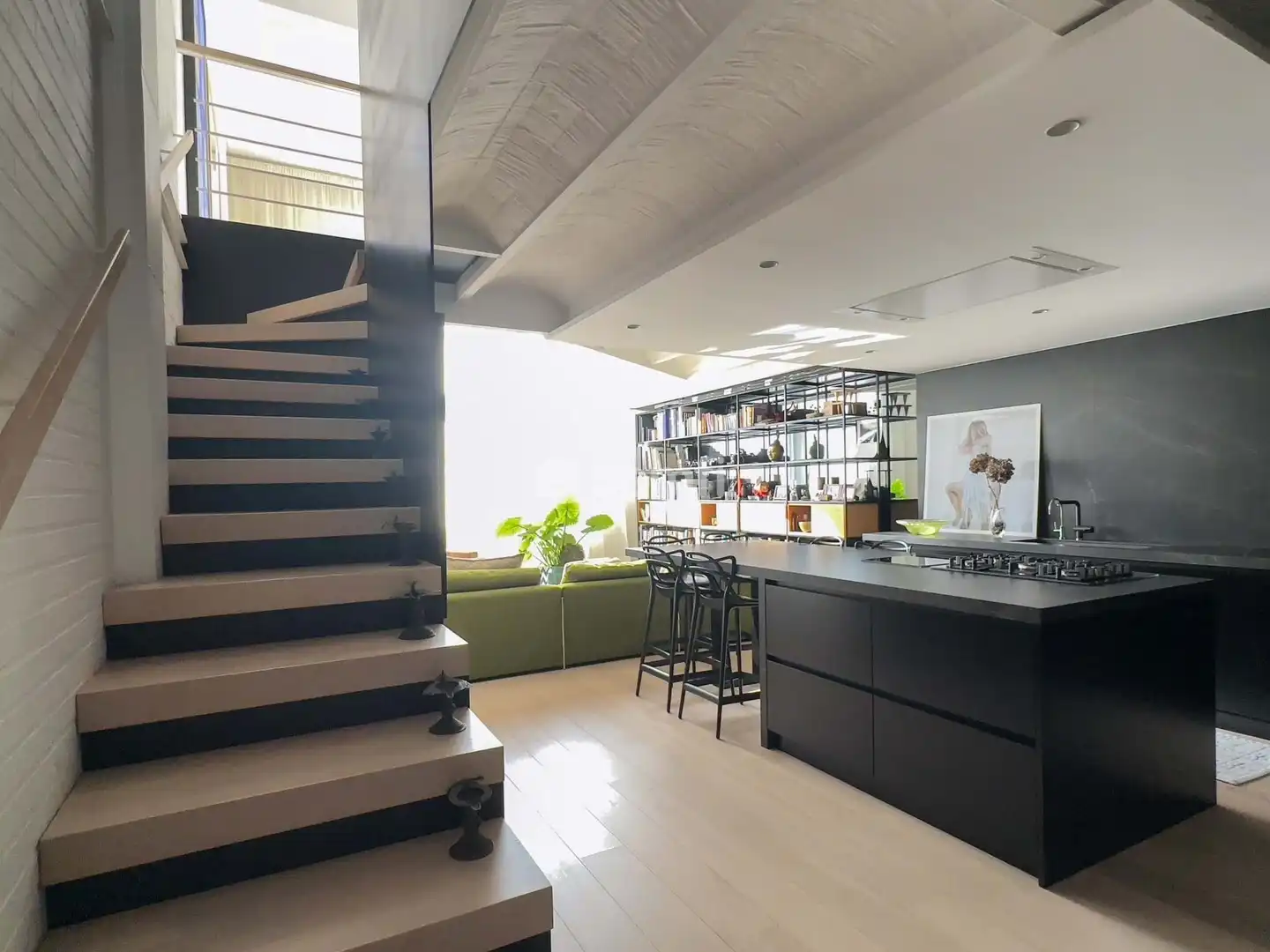 Office for rent in Avila, El Poblenou