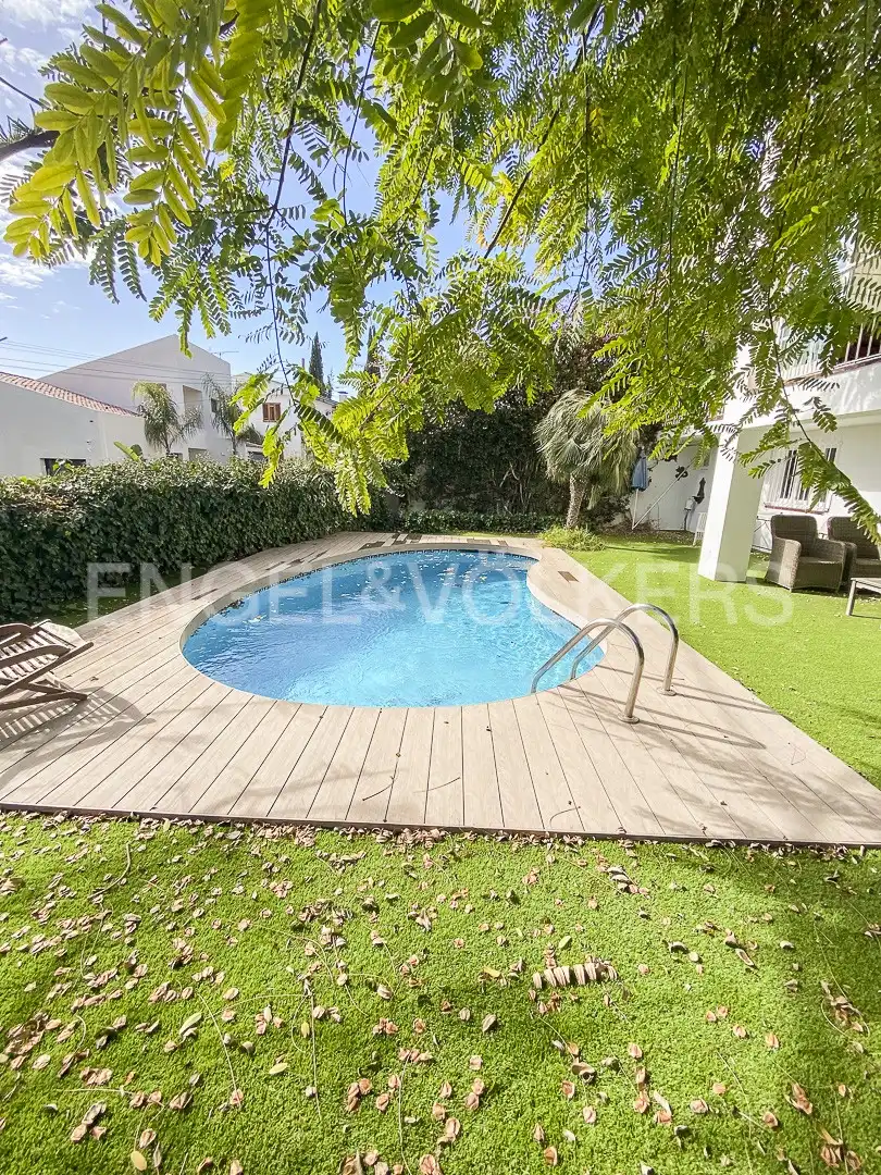 Piscina de Casa adosada de alquiler en Sitges con Calefacción, Jardín privado y Terraza