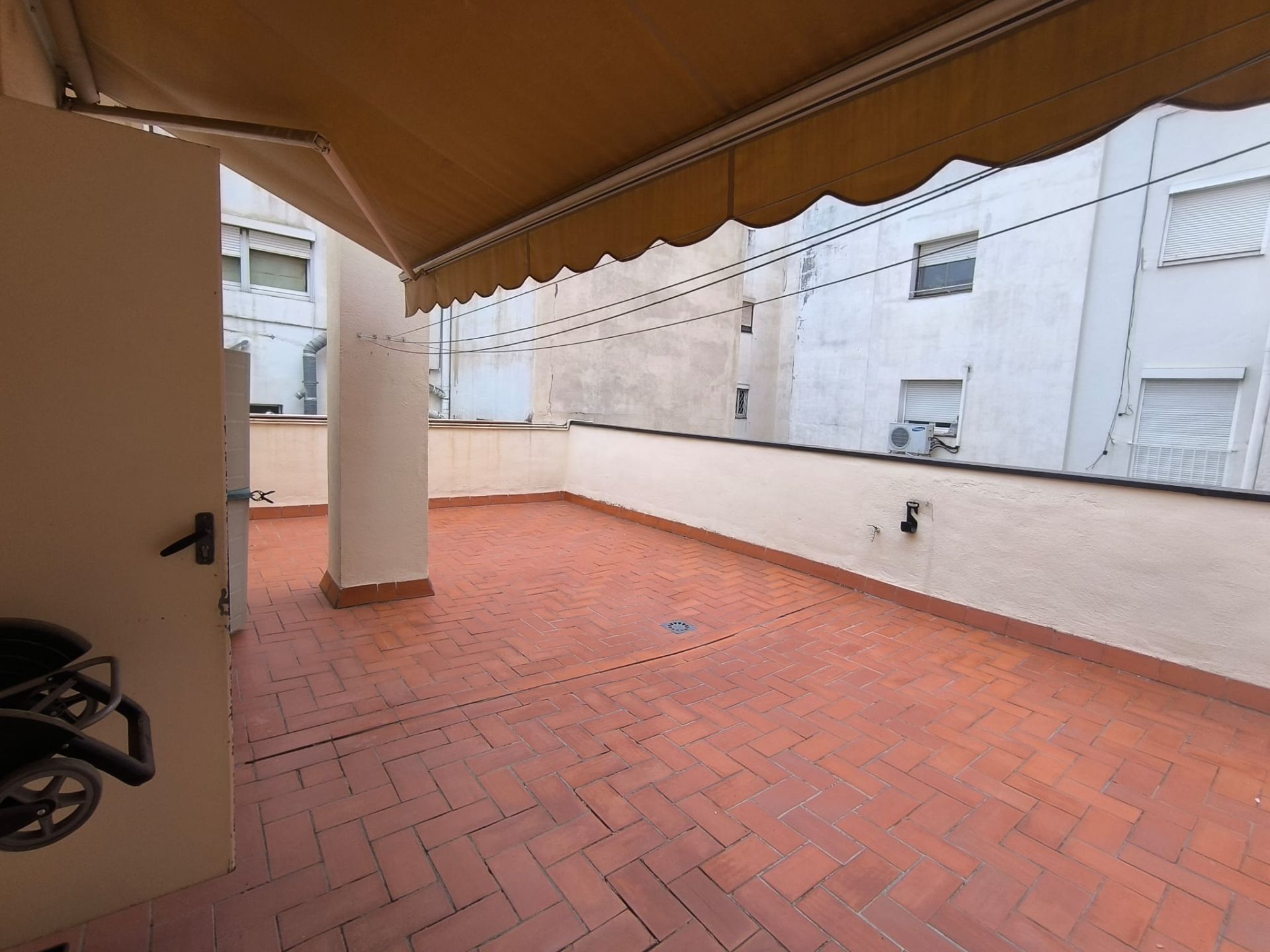 Terrace of Duplex for sale in L'Hospitalet de Llobregat  with Air Conditioner, Heating and Terrace