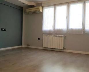 Bedroom of Flat to rent in  Barcelona Capital  with Air Conditioner