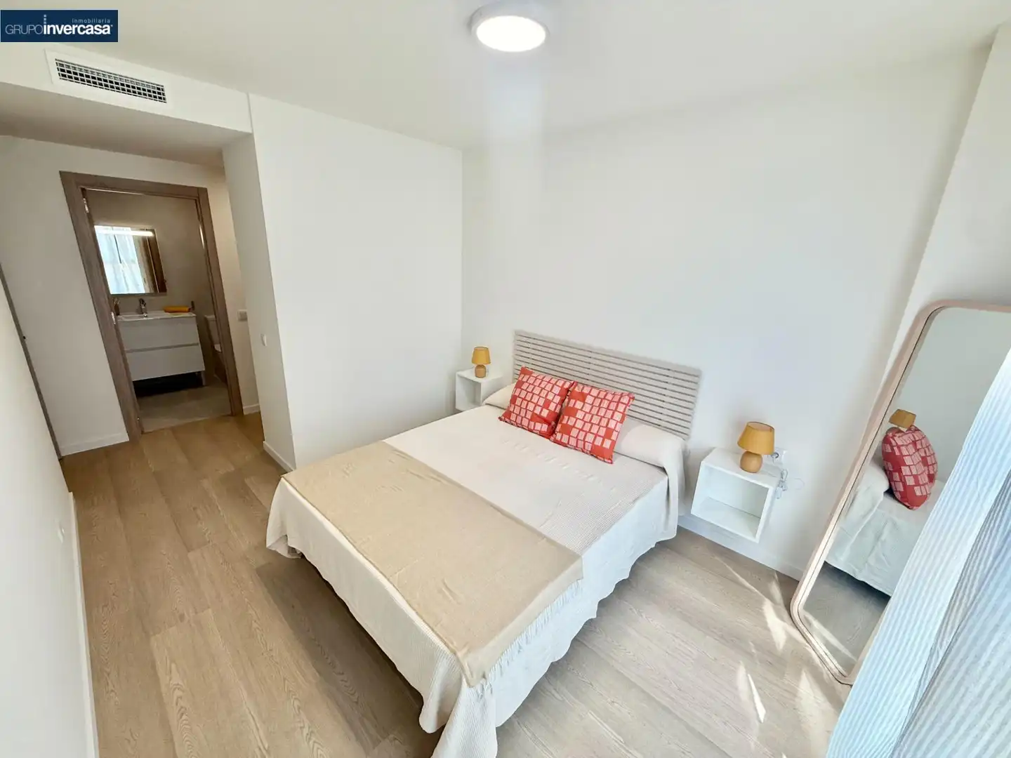 Schlafzimmer von Wohnung zur Miete in Quart de Poblet mit Klimaanlage, Abstellraum und Möbliert