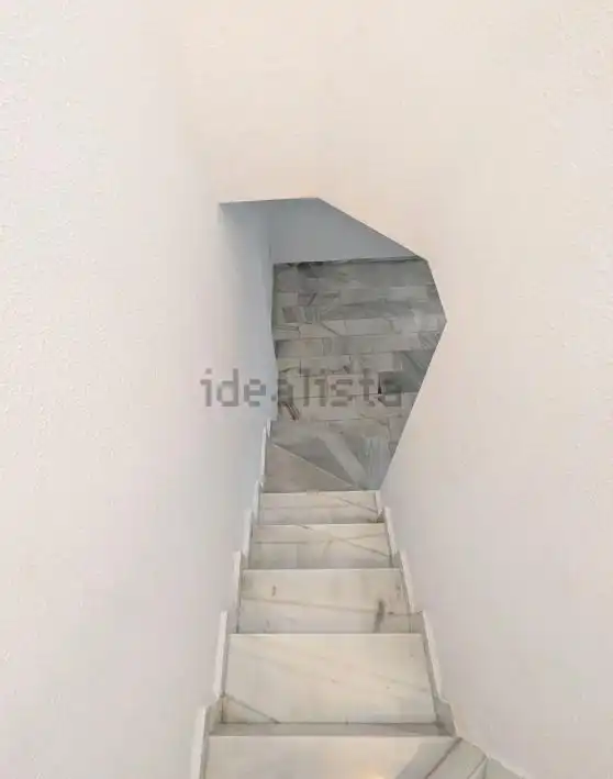 Dúplex en venda en Estepona amb Jardí privat, Terrassa i Piscina comunitària