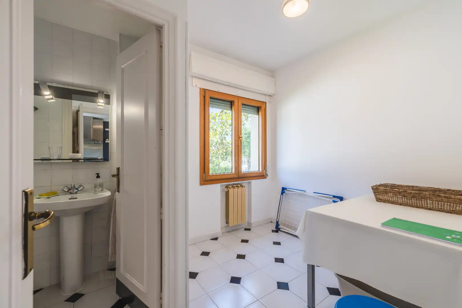 Cocina de Casa o chalet en venta en Las Rozas de Madrid con Aire acondicionado, Calefacción y Jardín privado