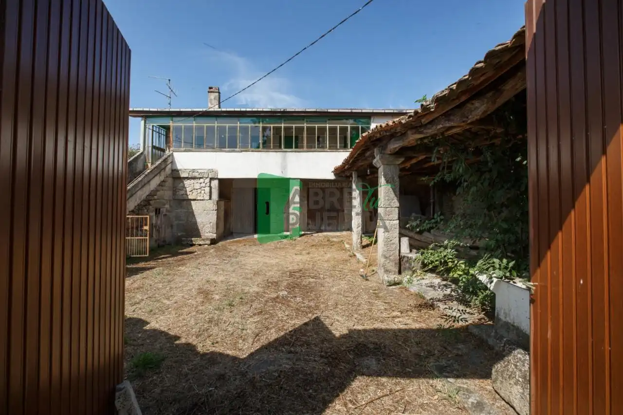 Casa amb terrassa en venda a Amoeiro, imagen 44