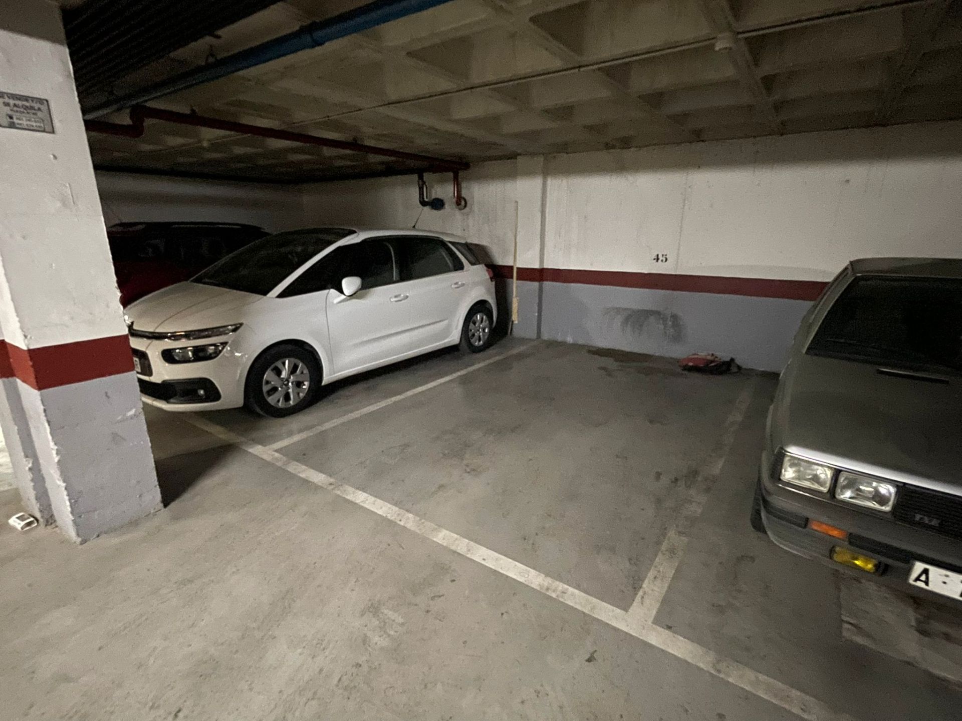 Aparcament de Garatge en venda en Alicante / Alacant amb Alarma