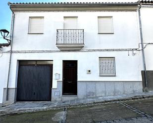 Vista exterior de Casa o xalet en venda en Cardeña amb Aire condicionat, Calefacció i Terrassa