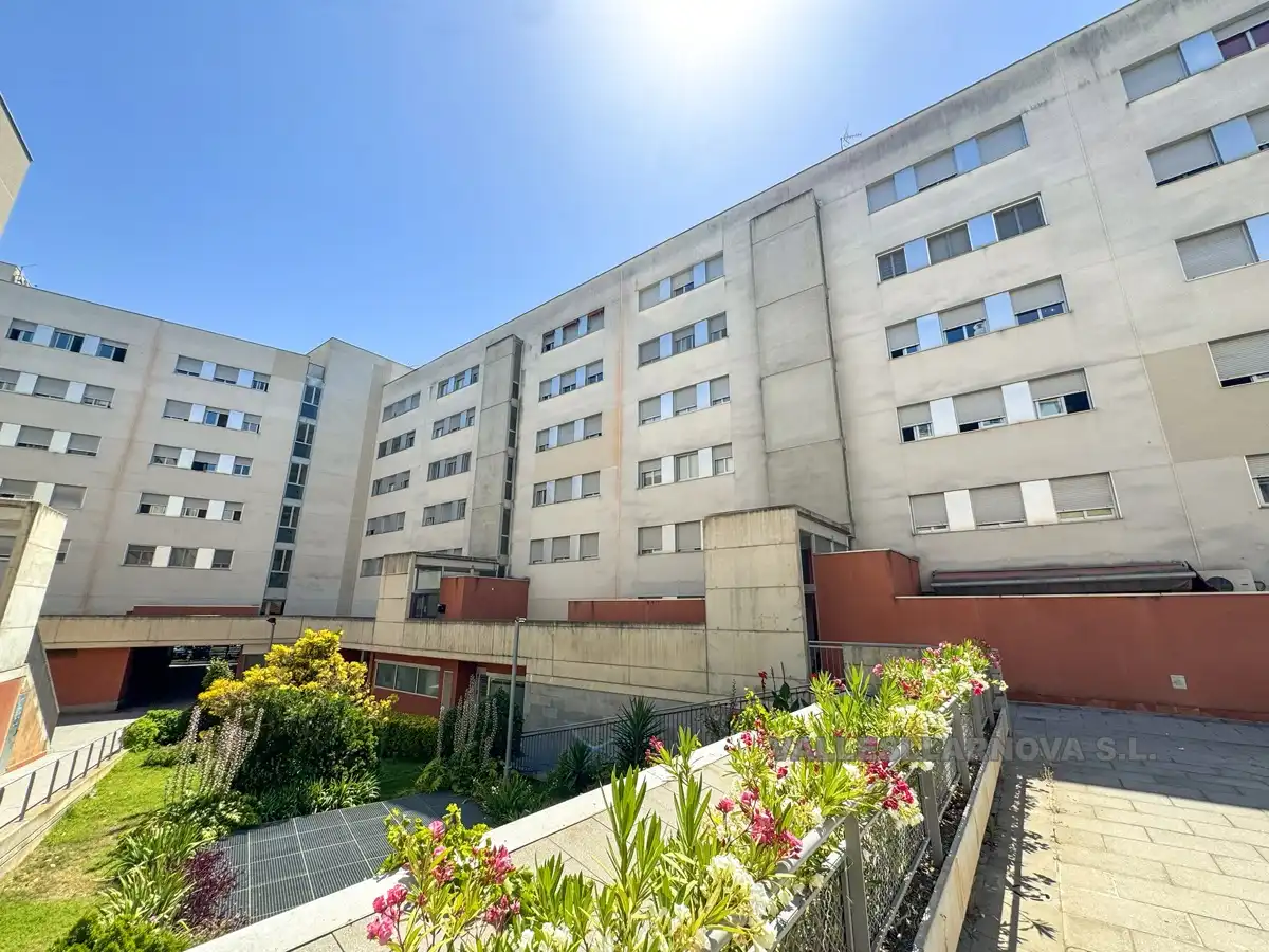 Exterior view of Flat for sale in Mollet del Vallès  with Parquet flooring, Storage room and Balcony