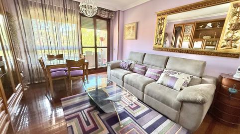 Foto 2 de Piso de alquiler en Gran Via, La Rioja