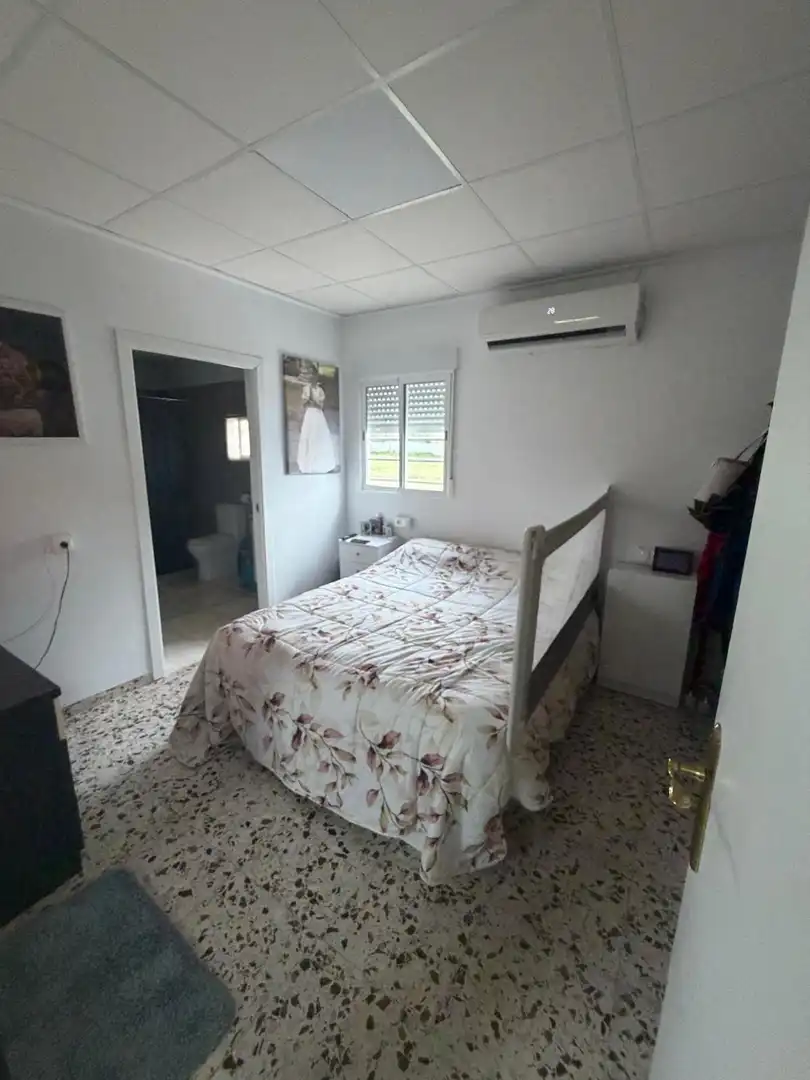 Dormitori de Finca rústica en venda en Orihuela amb Calefacció, Jardí privat i Terrassa
