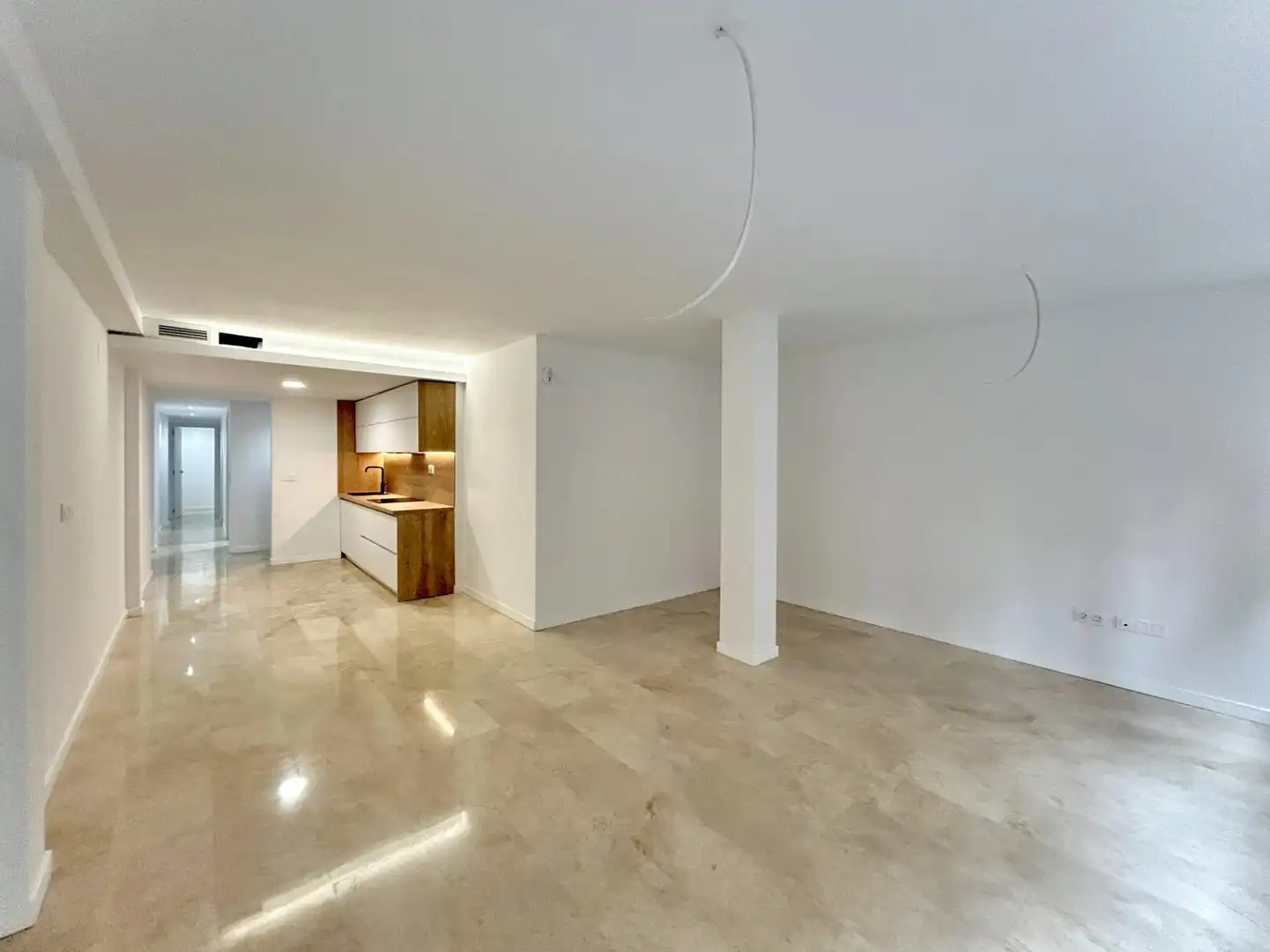 Bajo en venta en Pla - Carolinas, imagen 4