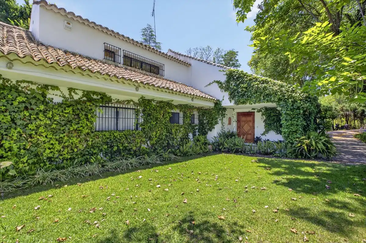 Casa amb terrassa en venda a Calle Villares Altos