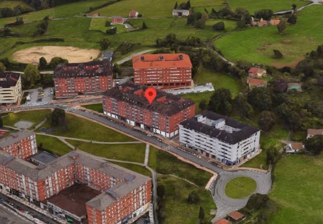 Piso en Venta en CL DR ANTONIO BASCARAN ASUNS en Cerdeño - El Palais - Mercadín