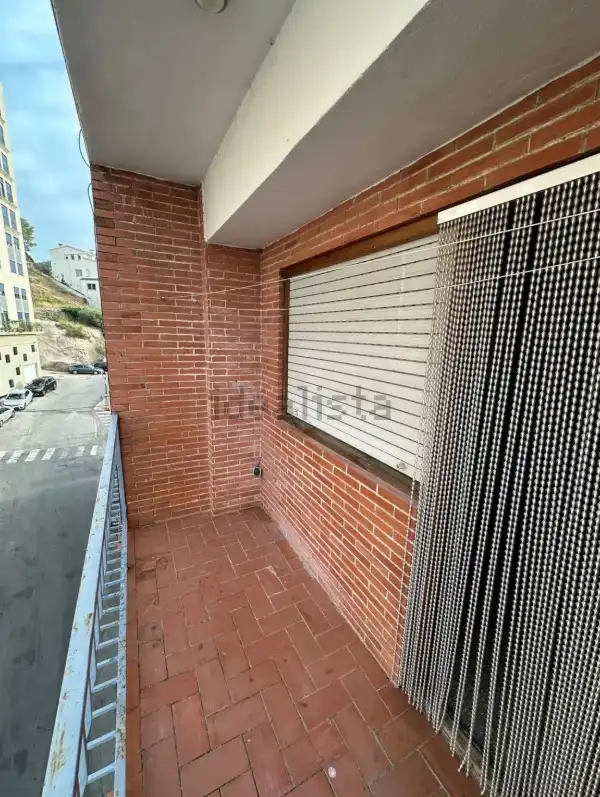 Terrassa de Pis en venda en Llucena / Lucena del Cid amb Terrassa, Balcó i Internet