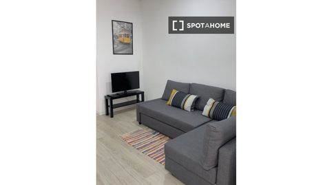 Foto 2 de Pis de lloguer a Opañel, Madrid Capital