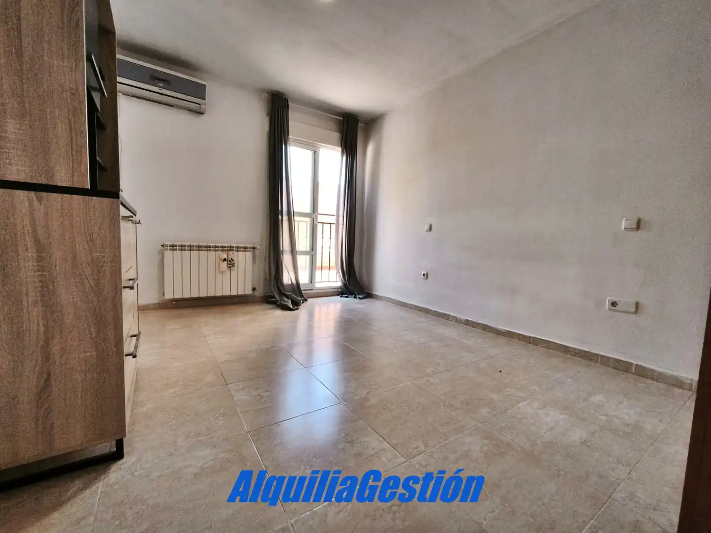 Habitación de Apartamento de alquiler en Alovera con Calefacción