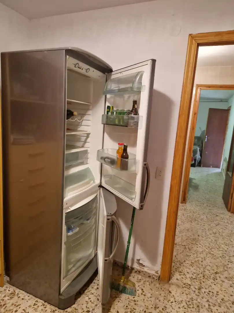 Cuina de Casa adosada en venda en Cuenca amb Moblat