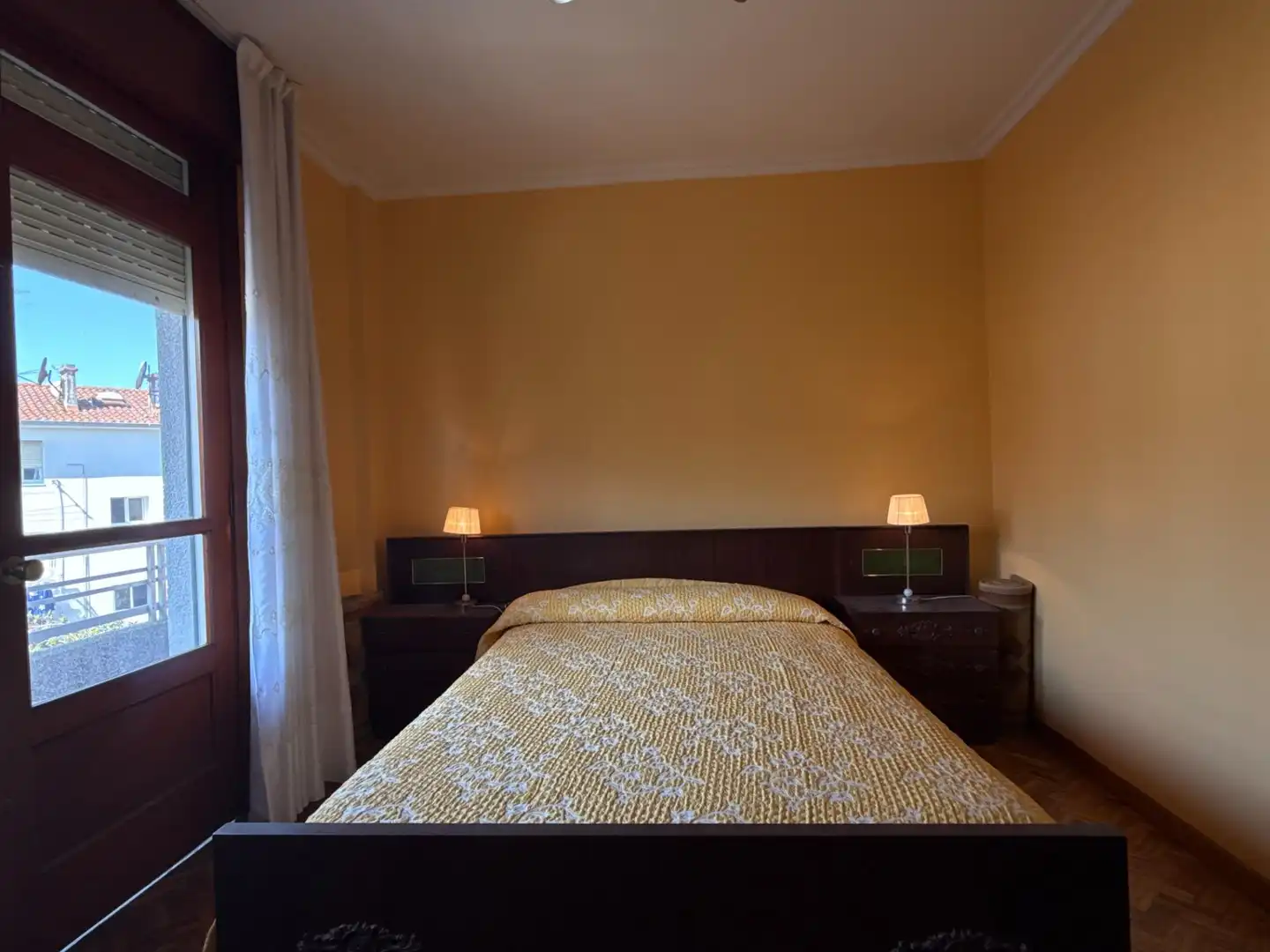 Dormitori de Casa o xalet en venda en Vigo  amb Terrassa i Balcó