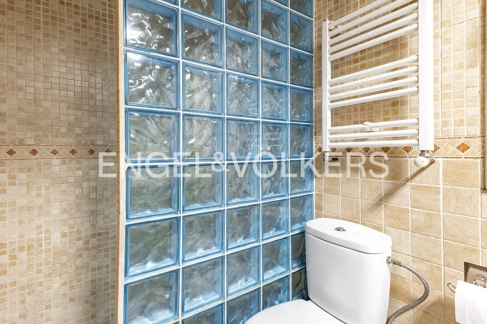 Baño de Dúplex en venta en Montcada i Reixac con Aire acondicionado, Calefacción y Terraza