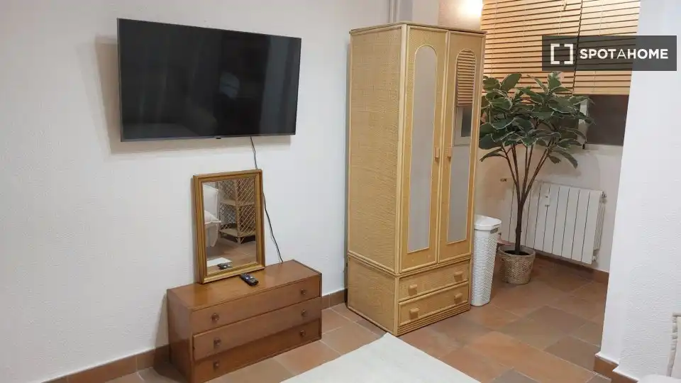 Room in Hispanoamérica - Bernabéu