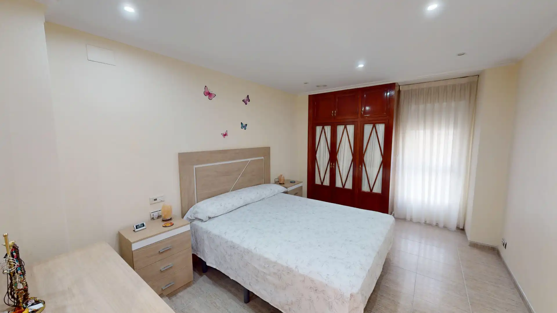 Habitación de Piso en venta en Elche / Elx con Aire acondicionado, Amueblado y Balcón