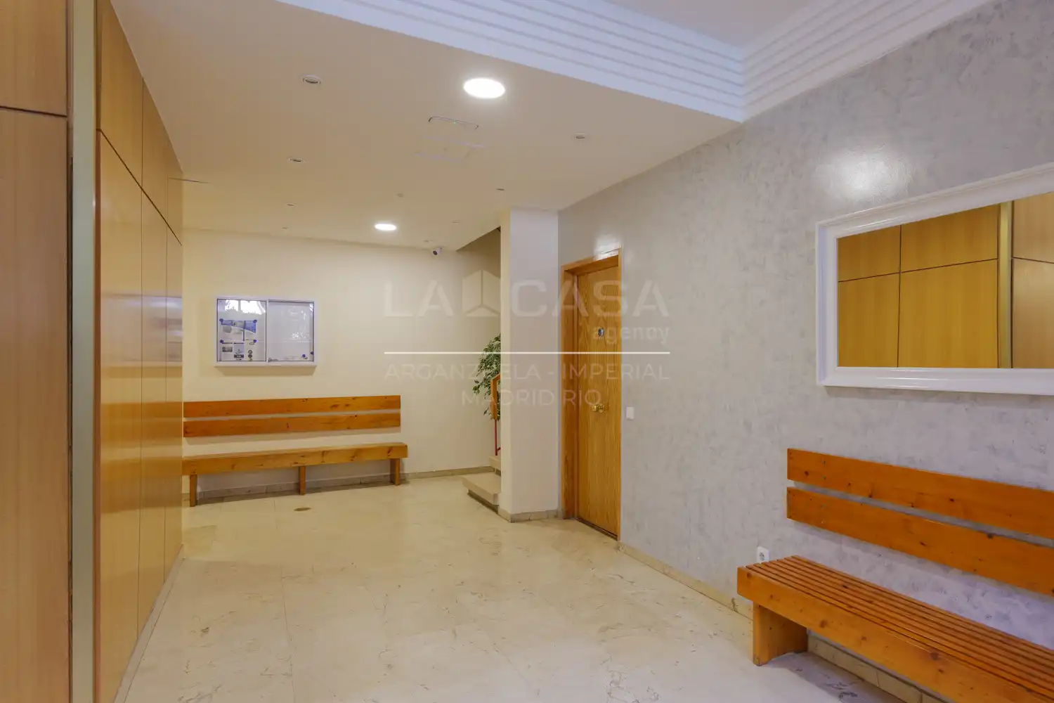 Piso en venta en Madrid con Calefacción y Terraza