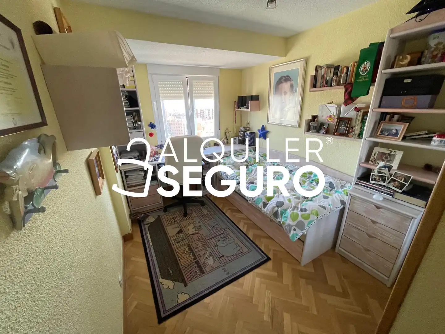 Habitación de Piso de alquiler en Madrid con Calefacción, Terraza y Amueblado