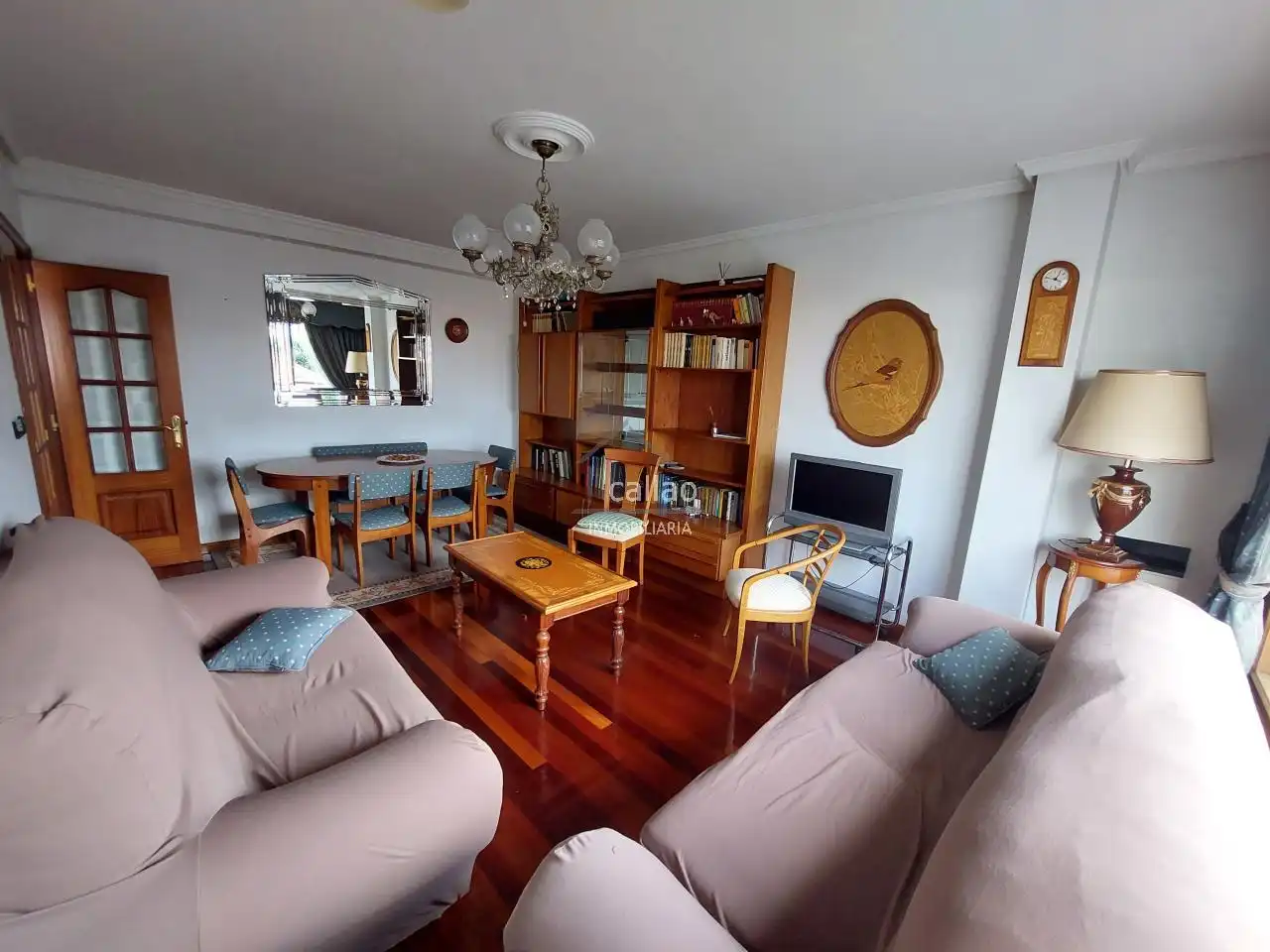 Sala d'estar de Dúplex de lloguer en Ferrol amb Calefacció i Moblat