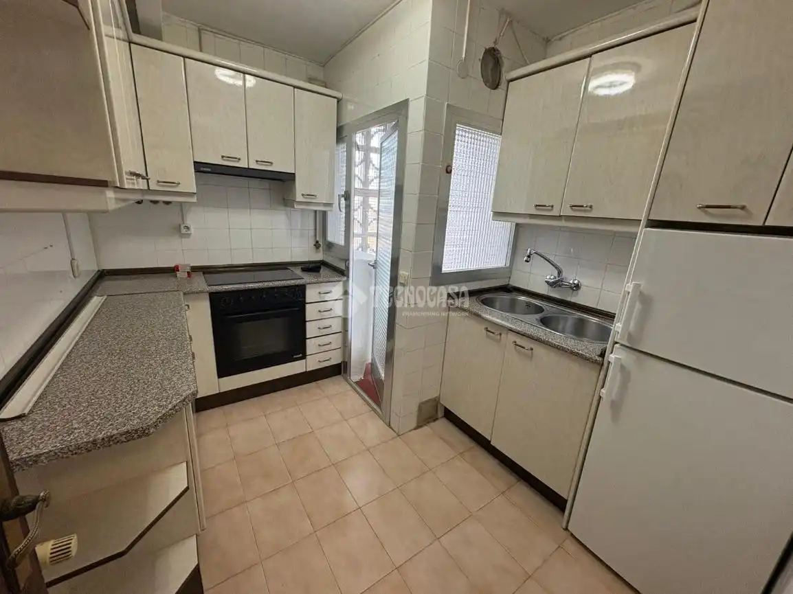 Küche von Wohnung zum Verkauf in Madrid mit Heizung, Parkett und Terrasse