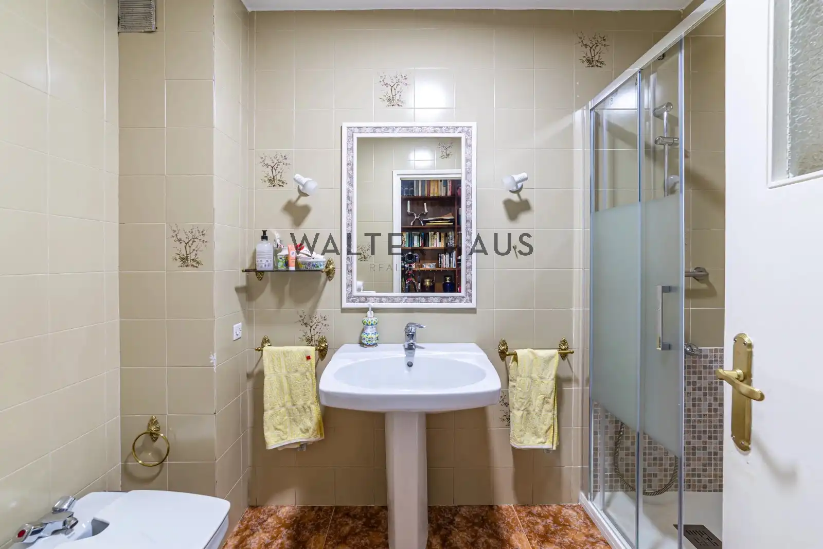 Bathroom of Flat for sale in Chamberí