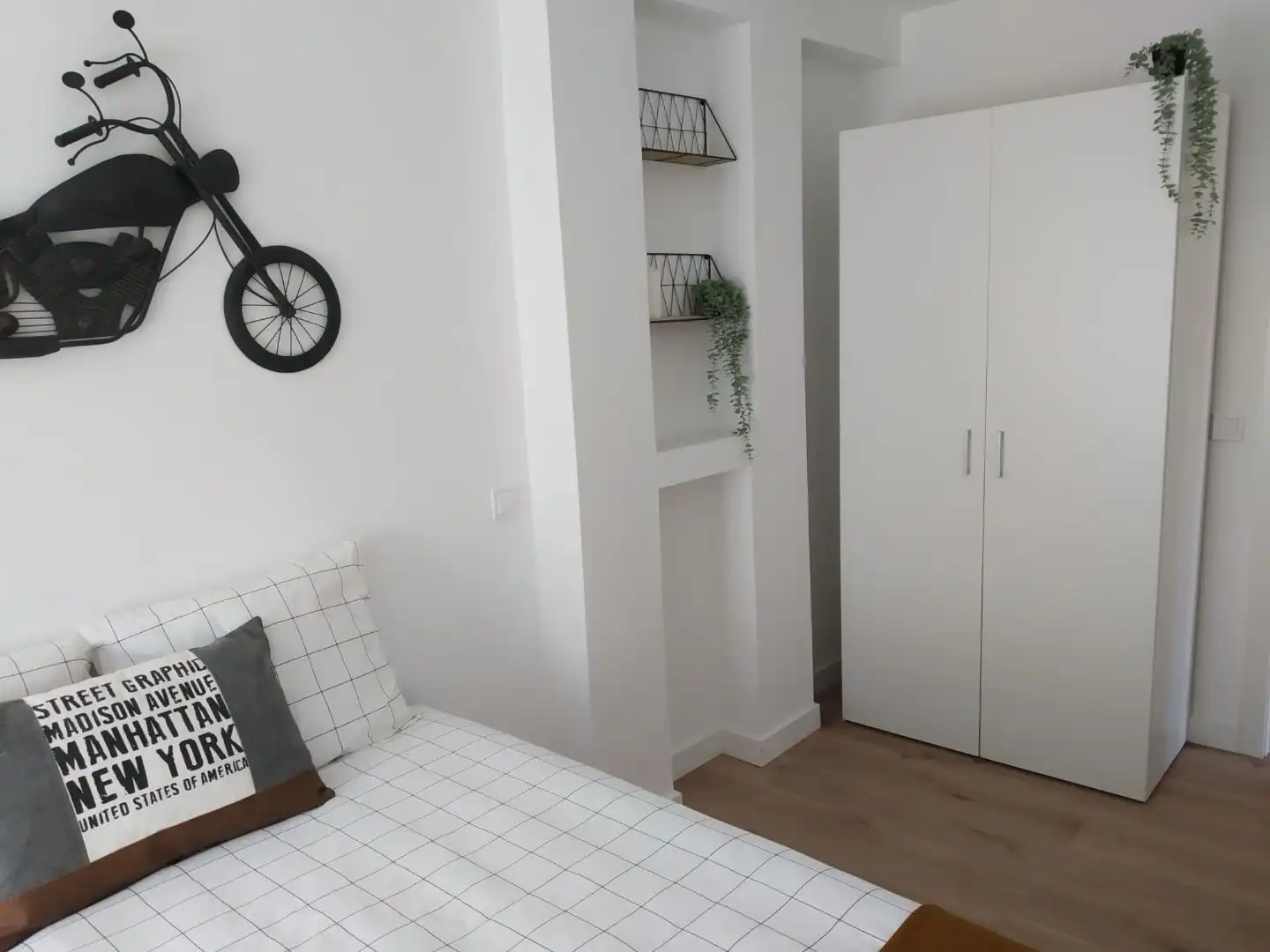 Bedroom of Flat for sale in Getafe  with Air Conditioner, Heating and Parquet flooring