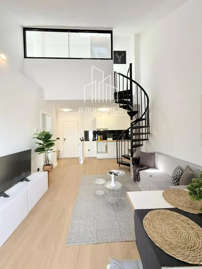 Dúplex en venta en Villamayor con Calefacción, Terraza y Balcón