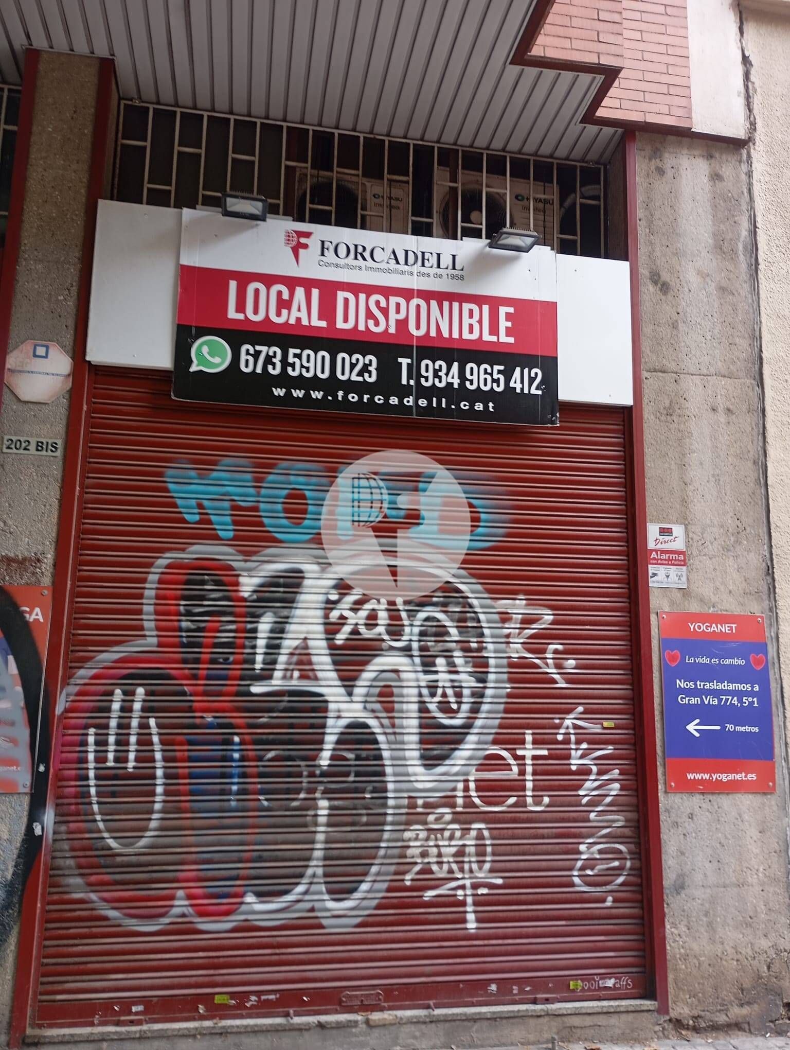 Premises for sale in  Barcelona Capital