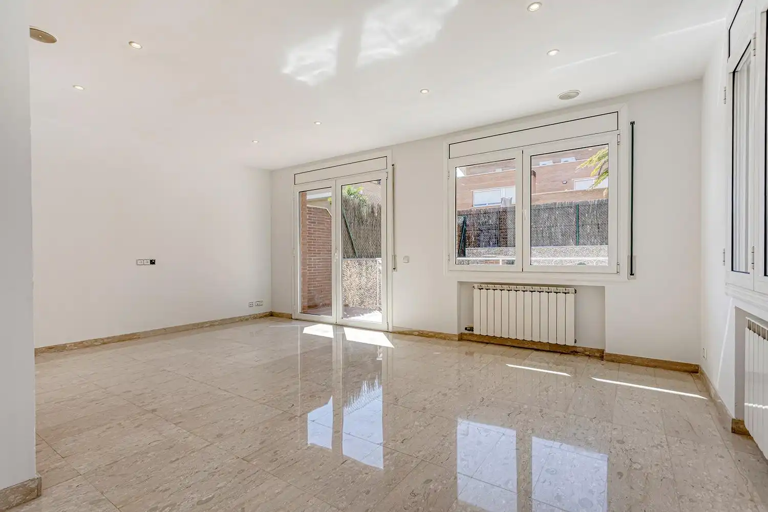 Living room of Houses for sale in Igualada  with Heating, Terrace and Storage room