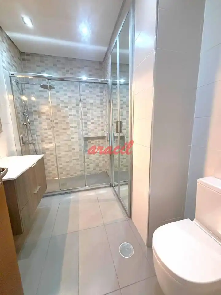 Baño de Piso en venta en Ourense Capital  con Calefacción, Terraza y Balcón