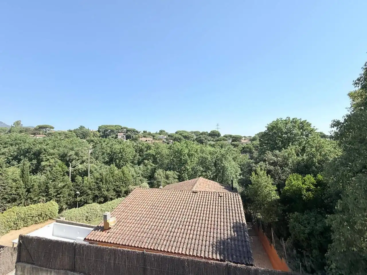 Vista exterior de Casa o xalet en venda en Riells i Viabrea amb Aire condicionat, Calefacció i Jardí privat