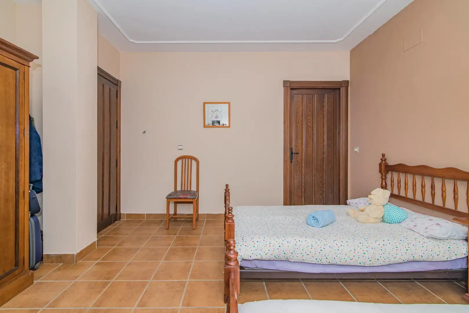 Dormitori de Casa o xalet en venda en La Zubia amb Calefacció, Jardí privat i Terrassa