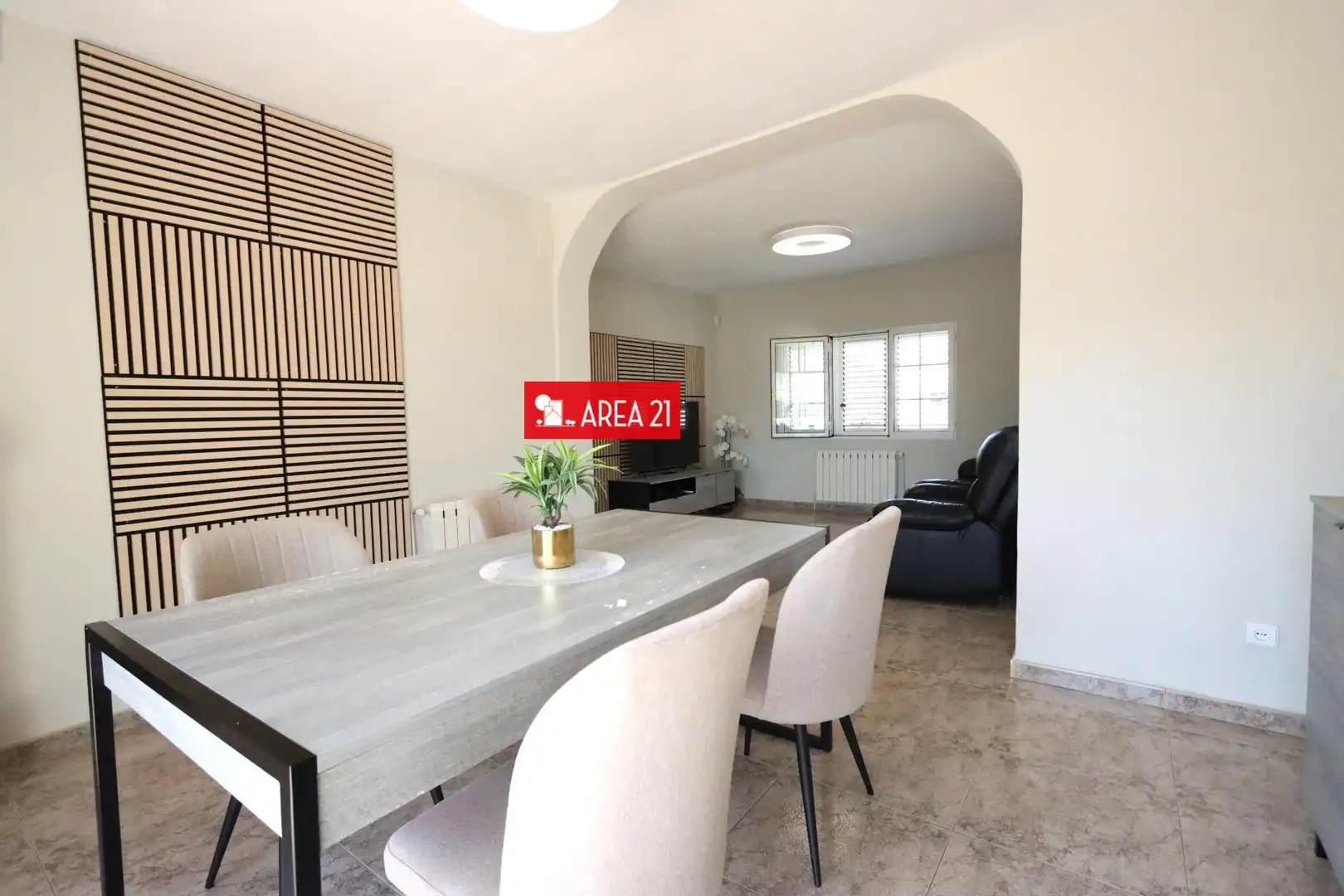 Dining room of Houses for sale in La Pobla de Vallbona  with Heating, Terrace and Storage room