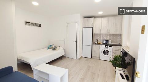 Foto 3 de Pis de lloguer a Tres Olivos - Valverde, Madrid Capital