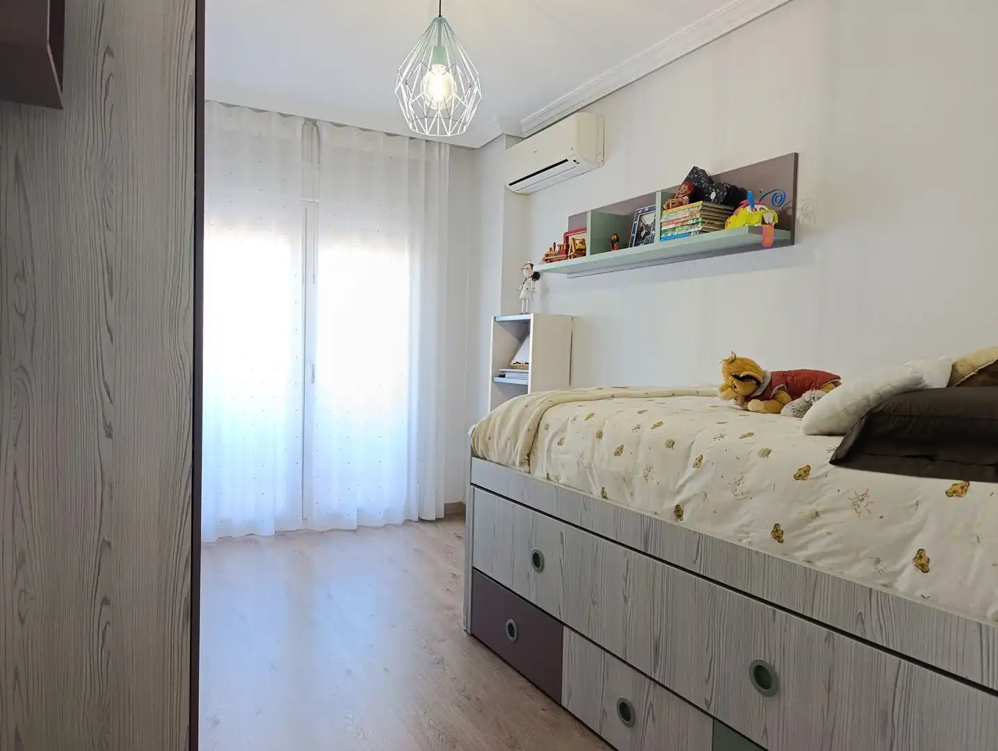 Habitación de Casa o chalet en venta en Ciudad Real con Aire acondicionado, Calefacción y Parquet