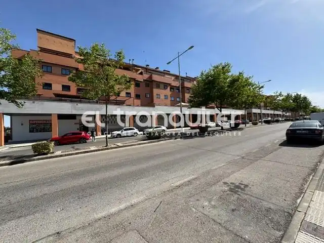 Vista exterior de Piso de alquiler en Navalcarnero con Aire acondicionado, Terraza y Trastero