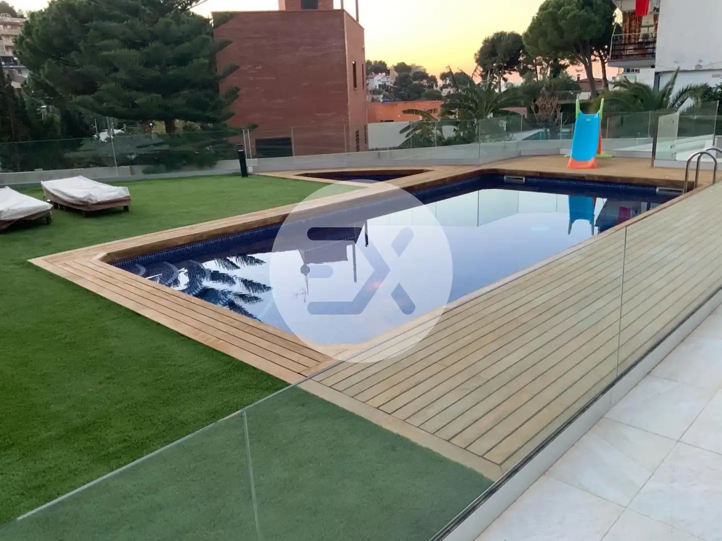 Swimming pool of Houses for sale in Castelldefels  with Air Conditioner, Heating and Private garden