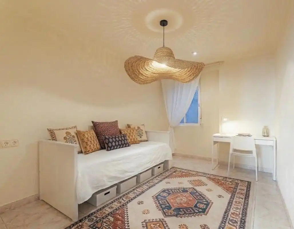 Bedroom of Flat for sale in  Valencia Capital  with Air Conditioner and Heating