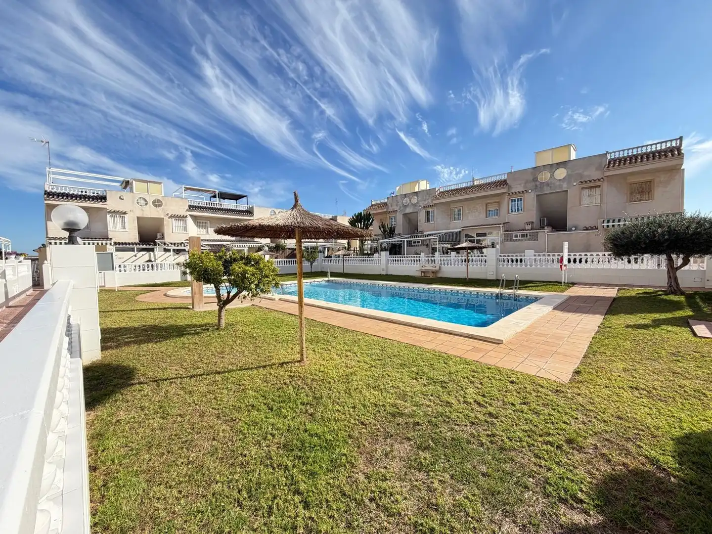 Bungalow con piscina in vendita a Calle ALBORAN, imagen 42