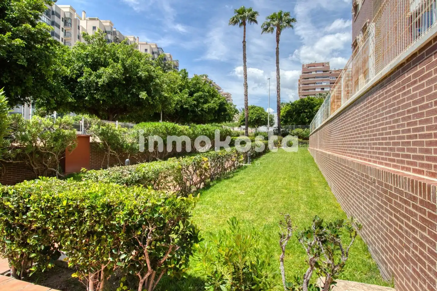 Exterior view of Ground floor for sale in Villajoyosa / La Vila Joiosa  with Air Conditioner, Terrace and Community pool